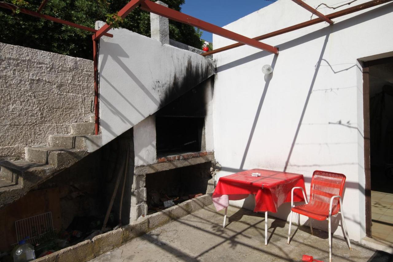 Apartments By The Sea Basina, Hvar - 8749 Vrbanj Bagian luar foto
