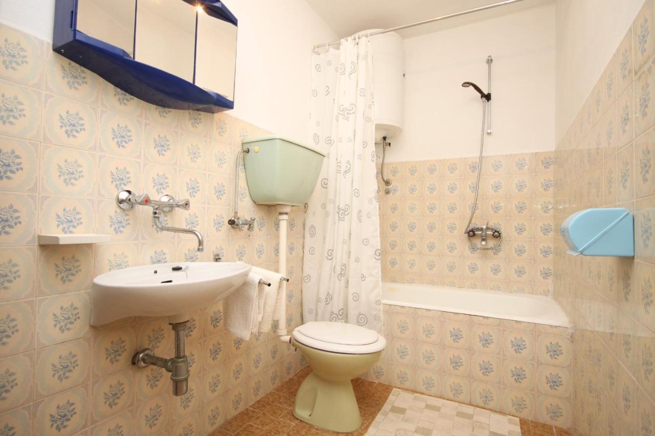 Apartments By The Sea Basina, Hvar - 8749 Vrbanj Bagian luar foto