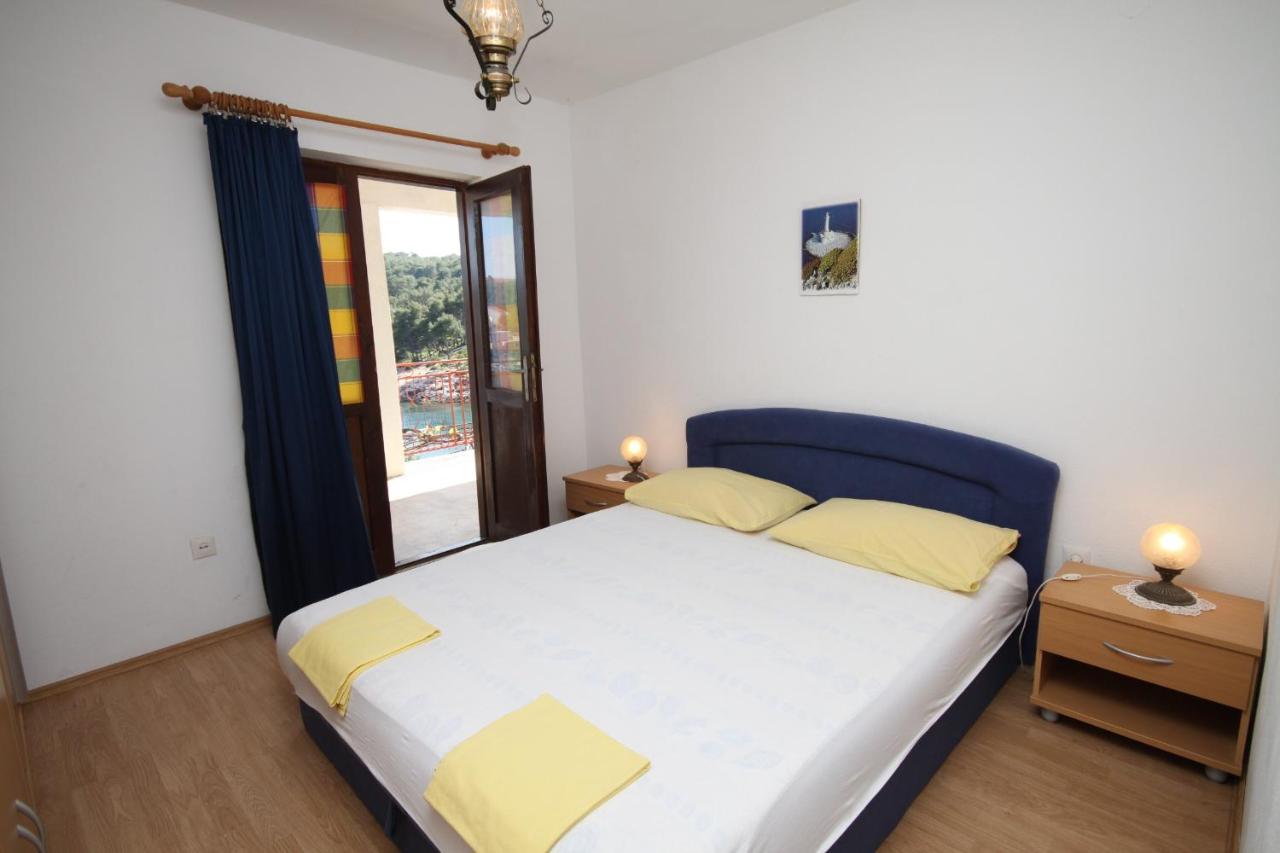 Apartments By The Sea Basina, Hvar - 8749 Vrbanj Bagian luar foto
