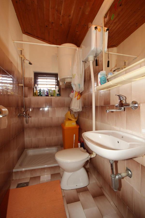 Apartments By The Sea Basina, Hvar - 8749 Vrbanj Bagian luar foto