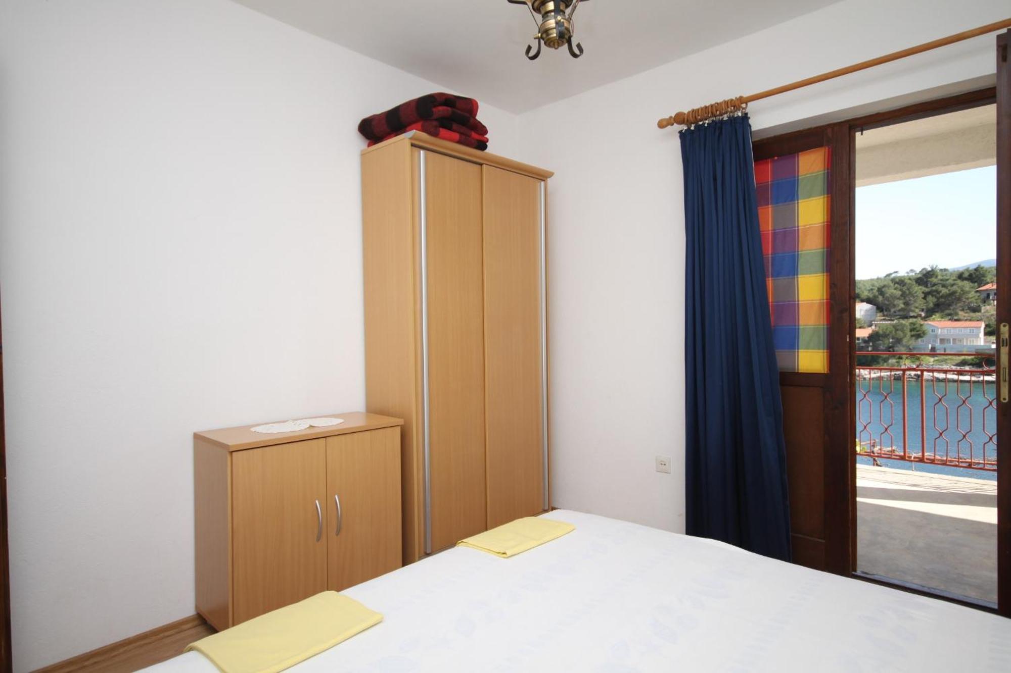 Apartments By The Sea Basina, Hvar - 8749 Vrbanj Ruang foto